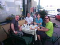 IMG-20160528-WA0001  Noch ein gutes Frühstück bevor es los geht