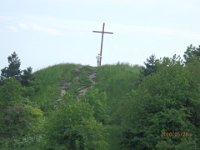 P5280203  Gernot wagt sich zum Gipfelkreuz